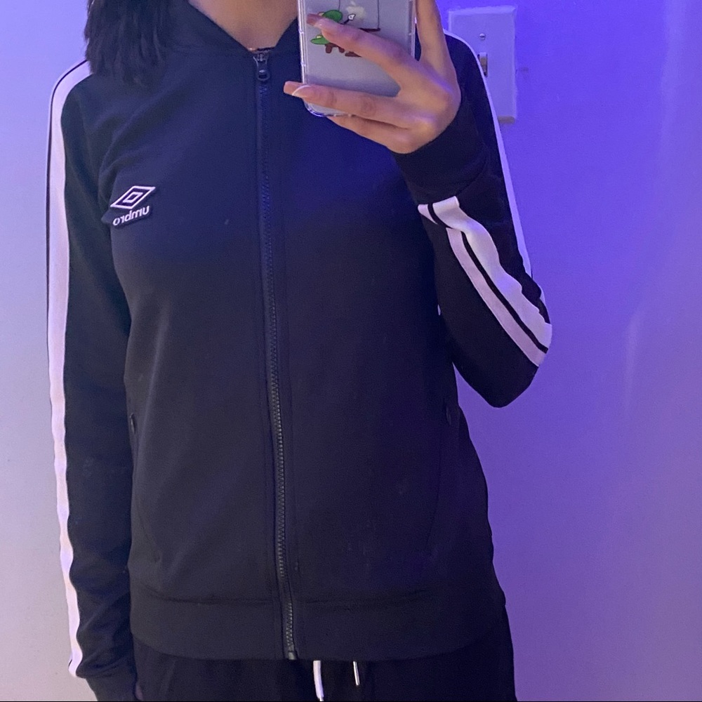Running jacket - Picture 2 of 3